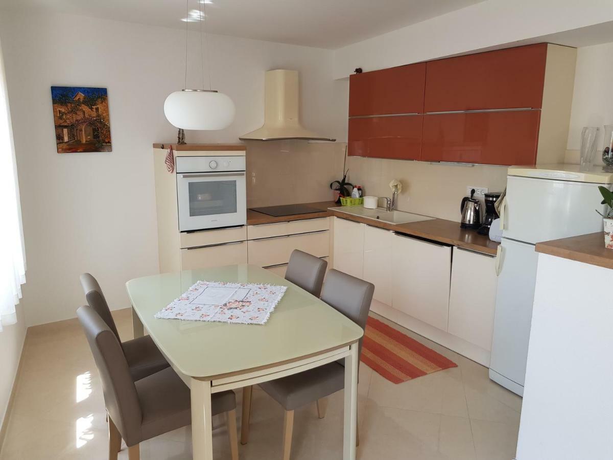 Apartments Dvor - Ap1, Ap2, Ap3 巴什卡沃达 外观 照片